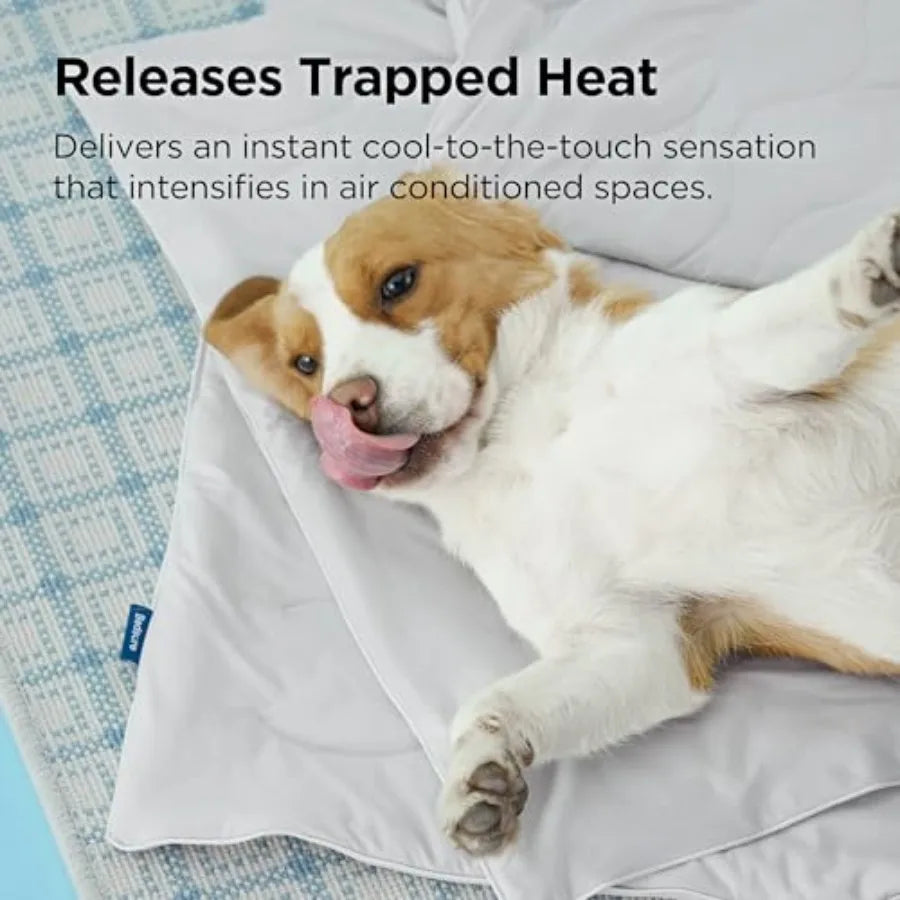 Premium Breathable Self Cooling Pet Throw Blanket For Dogs