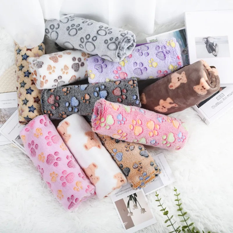 Soft Fluffy Flannel Pet Blanket for Dogs Paw Print